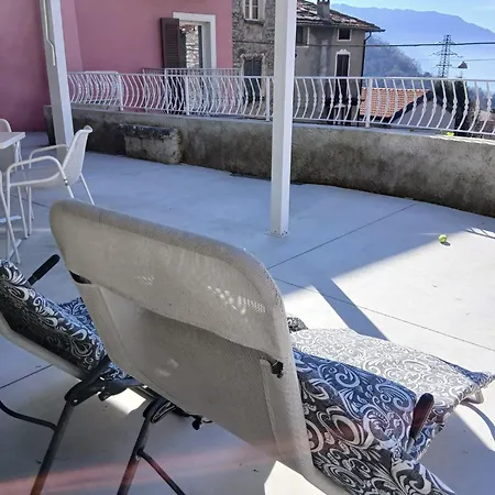 Oda ve Kahvaltı Casa Carlotta Perledo