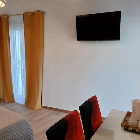 Casa Carlotta Перледо